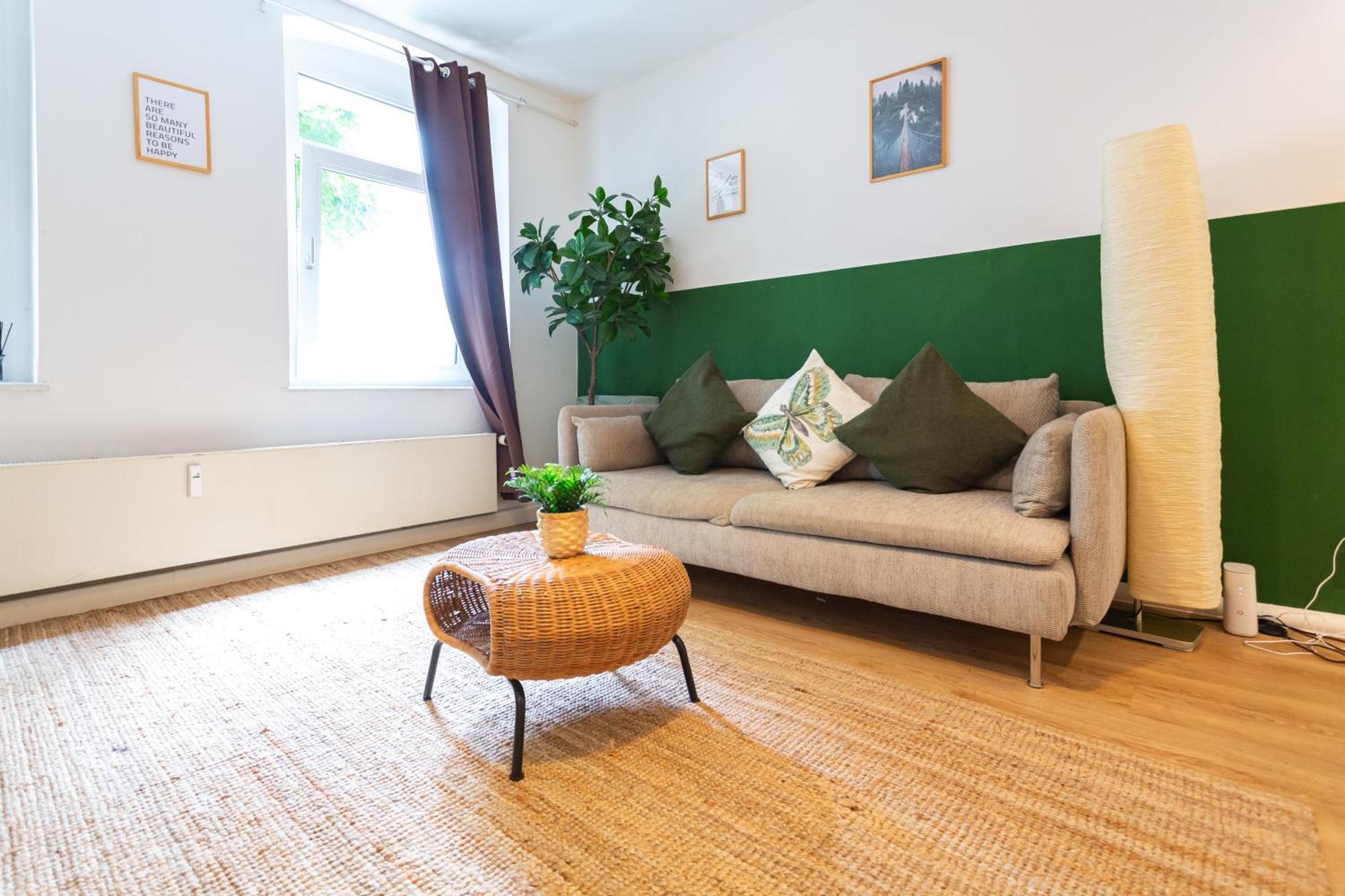 Fullhouse - Halle - F38 - Nespresso - Smarttv Luaran gambar